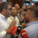 Ujë, shtyrje dhe akuza/ Kaos në Kuvendin e Kosovës, përplasje fizike dhe verbale mes deputetëve