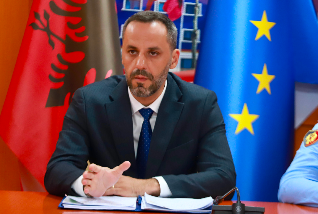 Policia hap njësinë e re për krimet mjedisore  Lamallari  Çdo zjarr i dyshimtë do të hetohet deri në fund