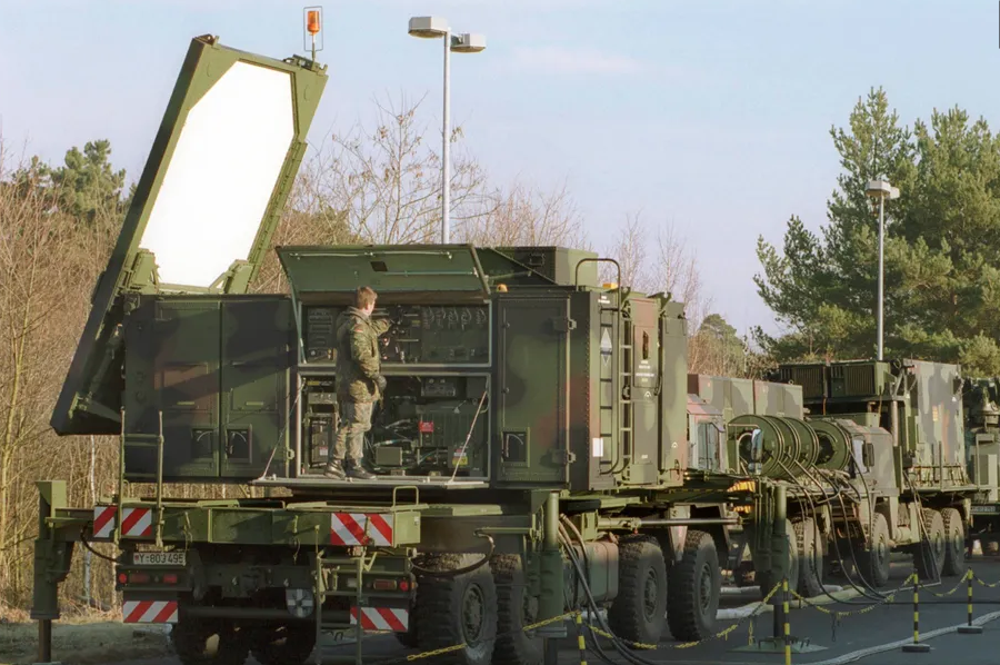 Në objektin ku mirëmbahen sistemet Patriot  Dy dronë mbi bazën e Bundeswehr it në Gjermani  alarmohet ushtria
