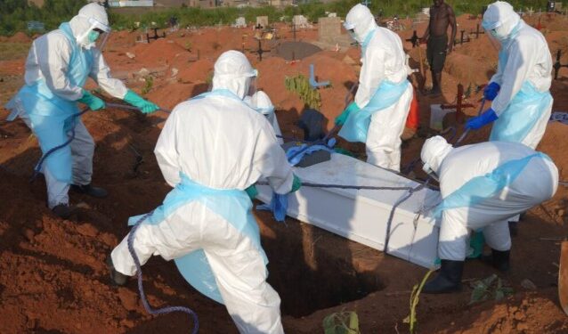 Alarm nga OKB: Ebola vret një person në çdo 30 minuta, më shumë se 2,100 të vdekur brenda tre muajve në Kongo -