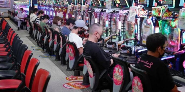 Vrau 5 persona dhe plagosi 10 të tjerë në vitin 2009, ekzekutohet 58-vjeçari në Japoni -