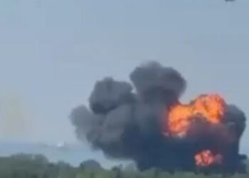 Rrëzohet një avion luftarak F-16 në Turqi gjatë stërvitjes, piloti i mbijeton incidentit (VIDEO) -
