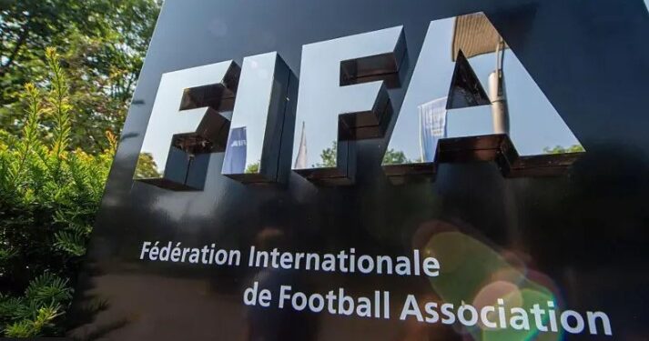 Shkarkohet drejtori i FIFA-s, Kevin Lamour largohet pas kritikave ndaj Infantinos për shitjen e aksioneve -