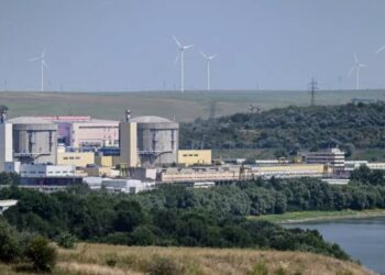 Nivelet e ulëta të Danubit paralizojnë reaktorët bërthamorë në Rumani dhe Hungari, mbyllet centrali i Cernavodës -