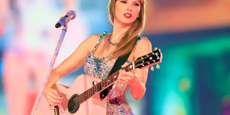 Hiqen këngët e Taylor Swift nga postimet e Trump dhe Shtëpisë së Bardhë në rrjetet sociale -