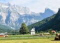 Plot me turistë, Rama publikon pamjet nga Thethi: Magjia mes Alpeve Shqiptare