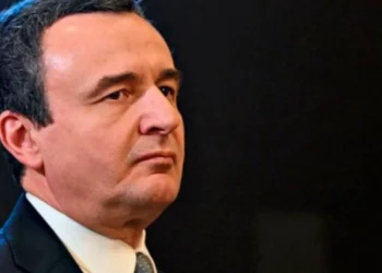 Zjarri në hotelin e Vlorës, 4 shqiptarë të Kosovës mes të plagosurve, Kurti: Po ndjekim nga afër gjendjen