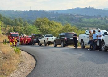 Zjarri drejt izolimit në Mirditë, forcat operacionale vijojnë ndërhyrjen në terren