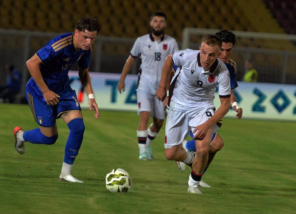 Lojërat Mesdhetare  Taranto 2026   Shqipëria U 21 barazon me Italinë  bindin kuqezinjtë e Bushit