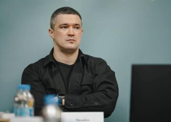 “Po e humbasim luftën ngadalë”, alarmi i ish-ministrit të shkarkuar të Mbrojtjes së Ukrainës -