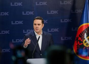 Kriza në Kosovë, Abdixhiku: Heqim dorë nga çdo kërkesë, nuk bëhemi dekor i Kurtit! Presidenti të jetë jopartiak, LDK rri në opozitë
