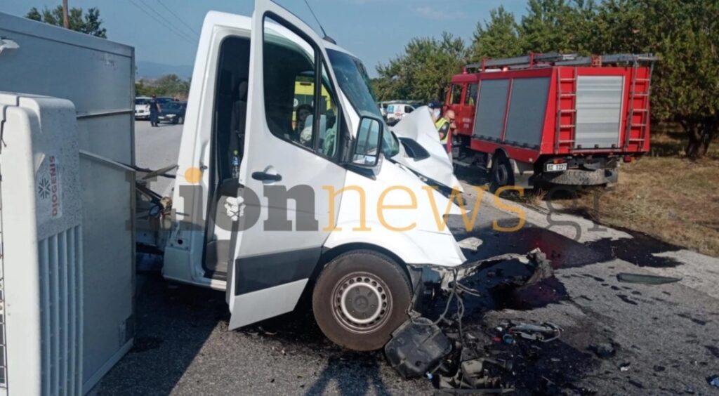 VIDEO/ Nënë e bir nga Shqipëria vdiqën në aksidentin tragjik në Greqi! Kamera e kamionit filmoi gjithçka…