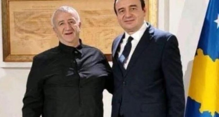 Albin Kurti në foto me të arrestuarin e dyshuar si agjent i shërbimit sekret të Serbisë  reagon Qeveria e Kosovës  Ishte takim 