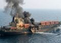 Incidenti i ri në Ngushticën e Hormuzit, sulmohet një anije. Një marinar i zhdukur -