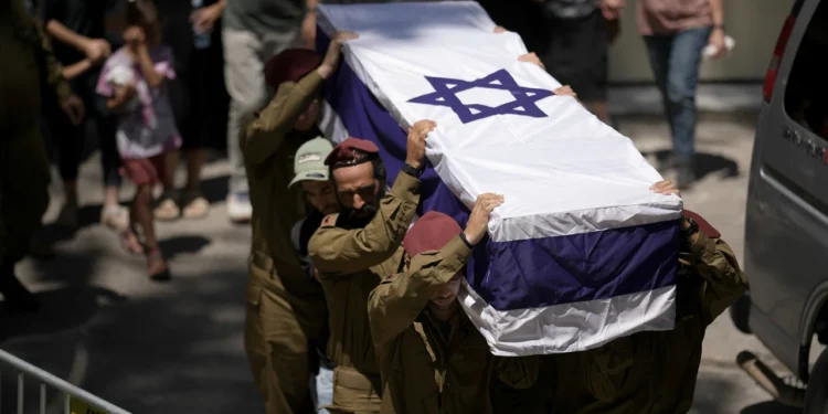 IDF: Një mjet shpërthyes vrau dy ushtarë izraelitë në jug të Libanit -