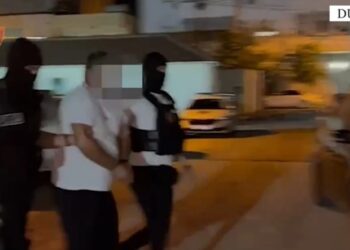 I dënuar në Prishtinë për falsifikim dhe mashtrim, arrestohet i fshehur në plazhin e Durrësit kosovari, do ekstradohet!