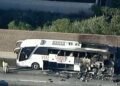 VIDEO/ Autobusi turistik përfshihet nga flakët në Kaliforni, të paktën një i vdekur! Mister shkaku, shikoni pamjet tronditëse