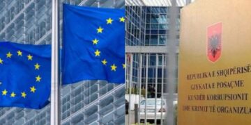 “Po e monitorojmë nga afër”- Rregullorja e re e GJKKO për mediat, BE reagon: E rëndësishme transparenca e proceseve gjyqësore! Të gatshëm të ofrojmë ekspertizë