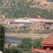 Zjarri vijon të djegë pyjet, situatë kritike në Bulqizë, nis dhe ndërhyrja nga ajri me helikopter!