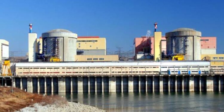 Rumania ndal reaktorin e dytë të centralit bërthamor për shkak të nivelit të ulët të Danubit -