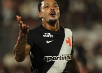 VIDEO/ Skandal në futbollin brazilian, sulmuesi vihet në hetim për trafik droge dhe armësh!