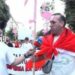 Dita e 76-të e protestës, emigranti s’i mban dot emocionet! I thotë gazetarit, “Ti je gjigant!”… (VIDEO)