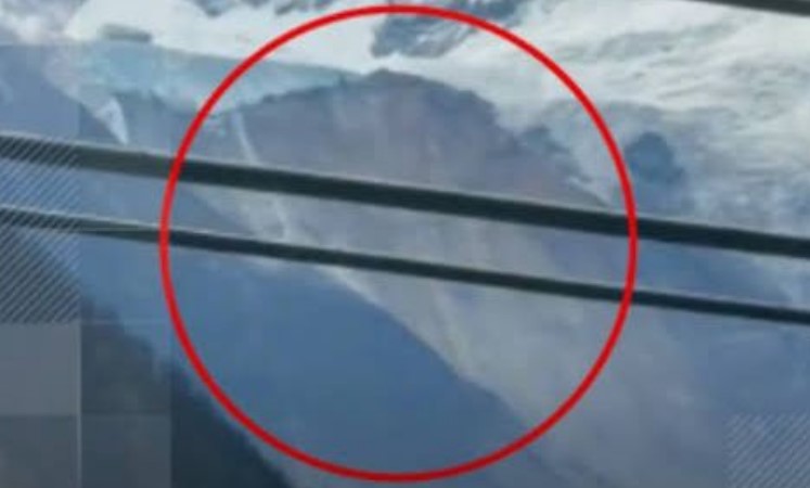 VIDEO  Çasti që solli katastrofën në Nepal dhe Tibet  shikoni pamjet tronditëse nga shkëputja e akullnajës në Himalaja 