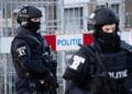Terror në Roterdam, një 26-vjeçar sulmon kalimtarët me thikë dhe tenton një të dytë, raportohet për të plagosur!