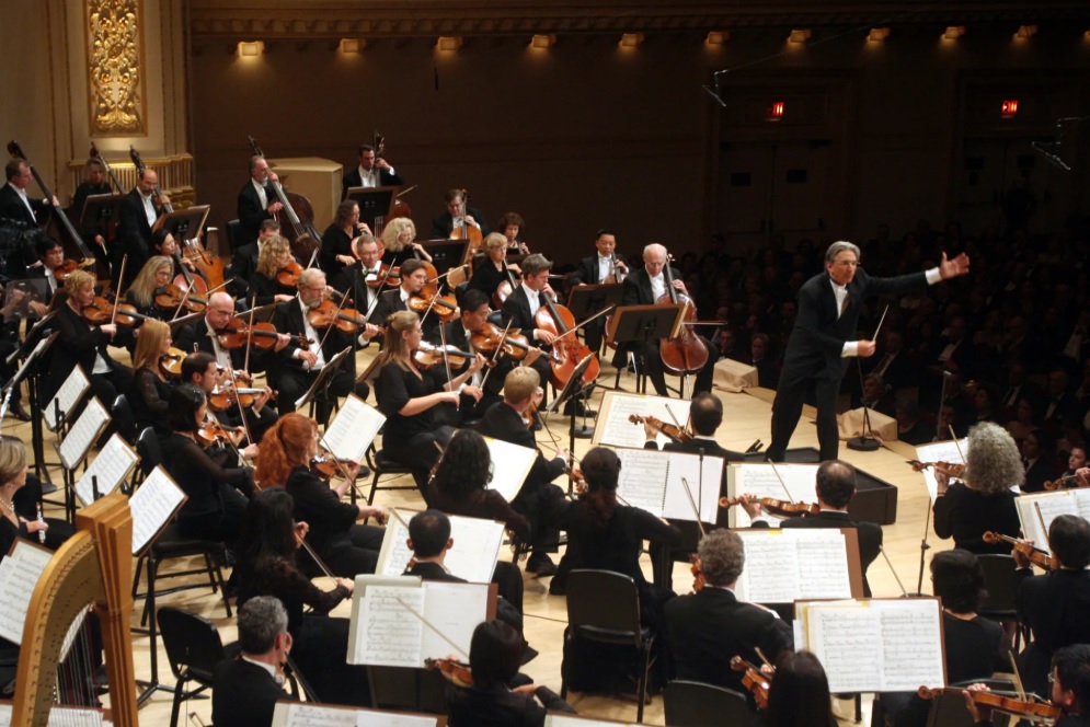 Tingulli që magjeps botën  Cila janë orkestrat më të famshme dhe historia e tyre
