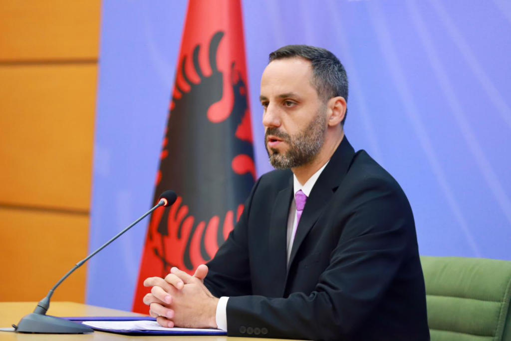 Lamallari  Siguria rrugore mbetet prioritet  Smart City do të sjellë një standard të ri monitorimi