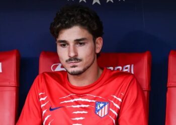 Luftë e hapur mes Atletikos dhe Barcelonës, klubi madrilen: Nuk do të negociojmë për Julian Alvarez me katalanasit!