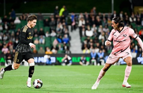Me Zhegrovën në fushë  Juventusi triumfon në miqësoren kundër Palermos 