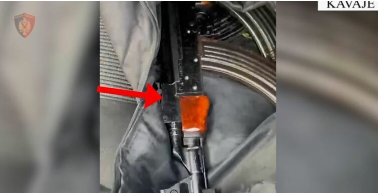 EMRAT  Dhunimi i kamerierit nga djemtë dhe dhëndri i pronarit të lokalit në Golem  Policia zbardh detajet dhe dinamikën  Parandalohet dhe masakra