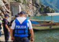 Aksaident dramatik në ujërat e Komanit, 8 të plagosur nga përplasja e dy skafeve në zonën turistike të Lumit të Shalës!