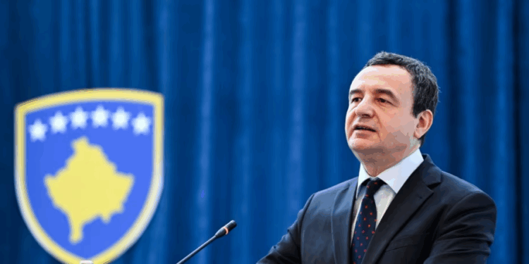 Kurti: Jemi në komunikim të vazhdueshëm me KFOR-in për hapjen e plotë të urës mbi Ibër -