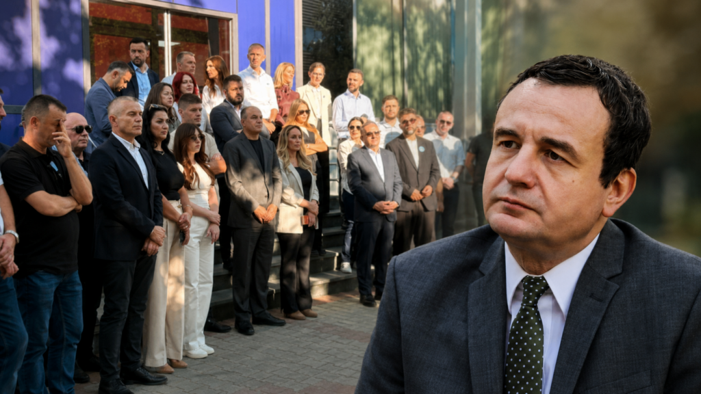  Nuk do të ndalemi   Aleanca i bashkohet protestës së PDK para godinës së qeverisë