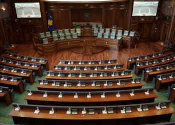 Seanca vendimtare në Kuvendin e Kosovës, pritet sot konstituimi i legjislaturës së re. Zgjedhja e presidentit, sfida e radhës