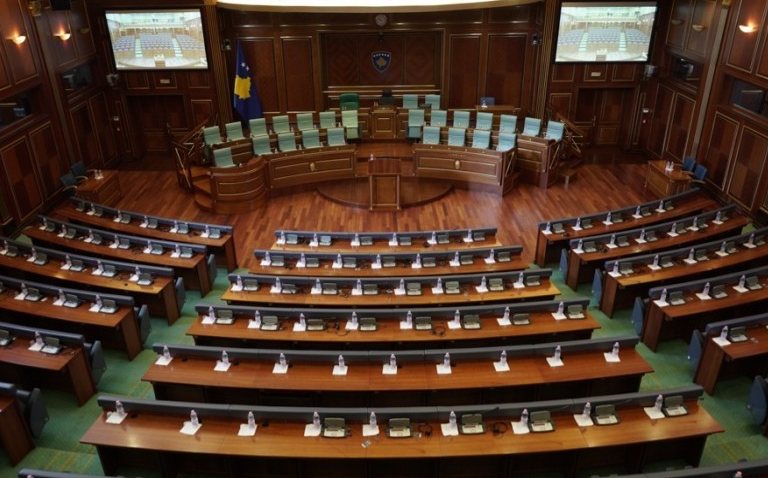 Seanca vendimtare në Kuvendin e Kosovës  pritet sot konstituimi i legjislaturës së re  Zgjedhja e presidentit  sfida e radhës