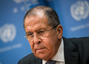 Lavrov: Rusia do të marrë parasysh veprimet e NATO-s dhe BE-së që po mbështesin Ukrainën -