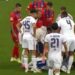 VIDEO/ E frikshme, Musiala humbet përsëri ndjenjat në fushë në miqësoren e Bayern! Shikoni pamjet tronditëse