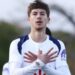 Një tjetër shqiptar bëhet pjesë e futbollit anglez, Armend Muslika firmos kontratën e parë profesioniste me Tottenham