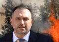Zjarret në Shqipëri po i ndezin ‘armiqtë e huaj’? Flet ministri i Mbrojtjes