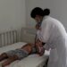 Viroza, verë dhe pushime, shtohet fluksi i pacientëve në qendrat shëndetësore, fëmijët më të prekurit!