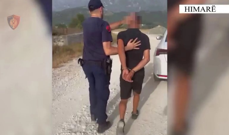 I vuri zjarrin fshatrave Tërbaç dhe Vranisht  arrestohet piromani 25 vjeçar në Himarë  Policia paralajmëron qytetarët  Mos ndizni zjarre  denoncojini 