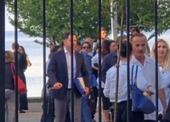 Përfundon pas 9 orësh mbledhja e Qeverisë, çfarë ndodhi në ditën e dytë të takimit me Ramën në Pogradec! Administrata në qendër të kritikave, ministrat…