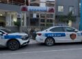 Dhunuan Shefin e Krimeve në Sarandë, arrestohen 6 persona, 1 shpallet në kërkim. Pezullohen dy efektivë policie