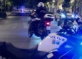 Tronditëse në Athinë, foshnja e pajetë gjendet brenda valixhes në apartamentin me qira