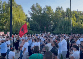 Reforma Territoriale, banorët e Dimalit rikthehen në protestë. Administratori i Kutallit jep dorëheqjen