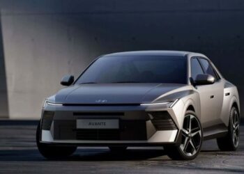 Hyundai zbulon Elantra 2027 me pamje krejt të re dhe kabinë të ridizenjuar