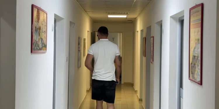 Fluks në Pediatrinë e Vlorës nga virozat dhe alergjitë, regjistrohen deri në 80 vizita ditore